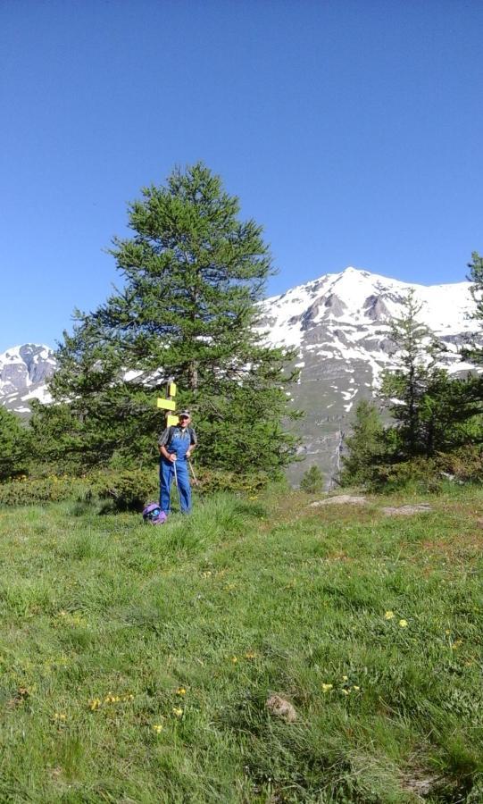 Hotel La Vanoise Bessans Zewnętrze zdjęcie