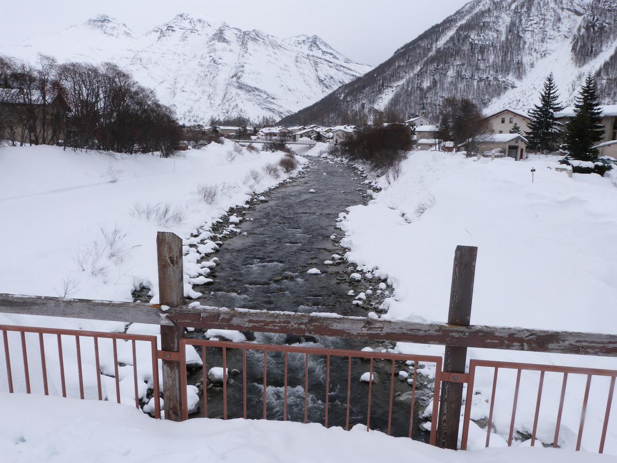 Hotel La Vanoise Bessans Zewnętrze zdjęcie