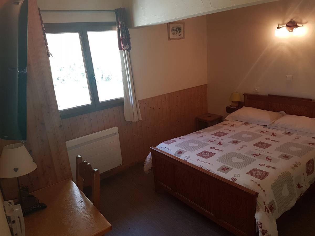 Hotel La Vanoise Bessans Zewnętrze zdjęcie